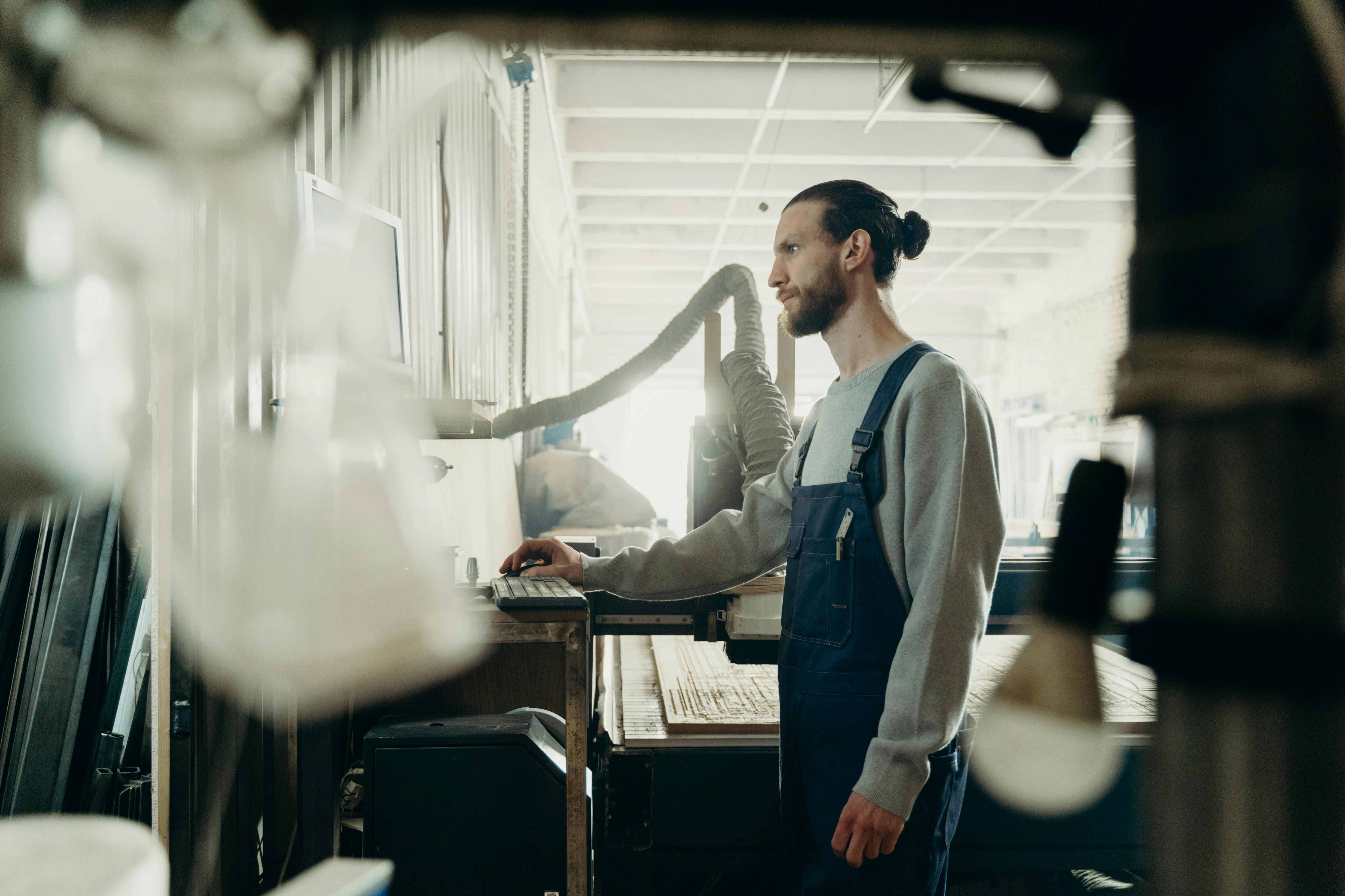 Sellufy manufacturing global localization and technical spec management